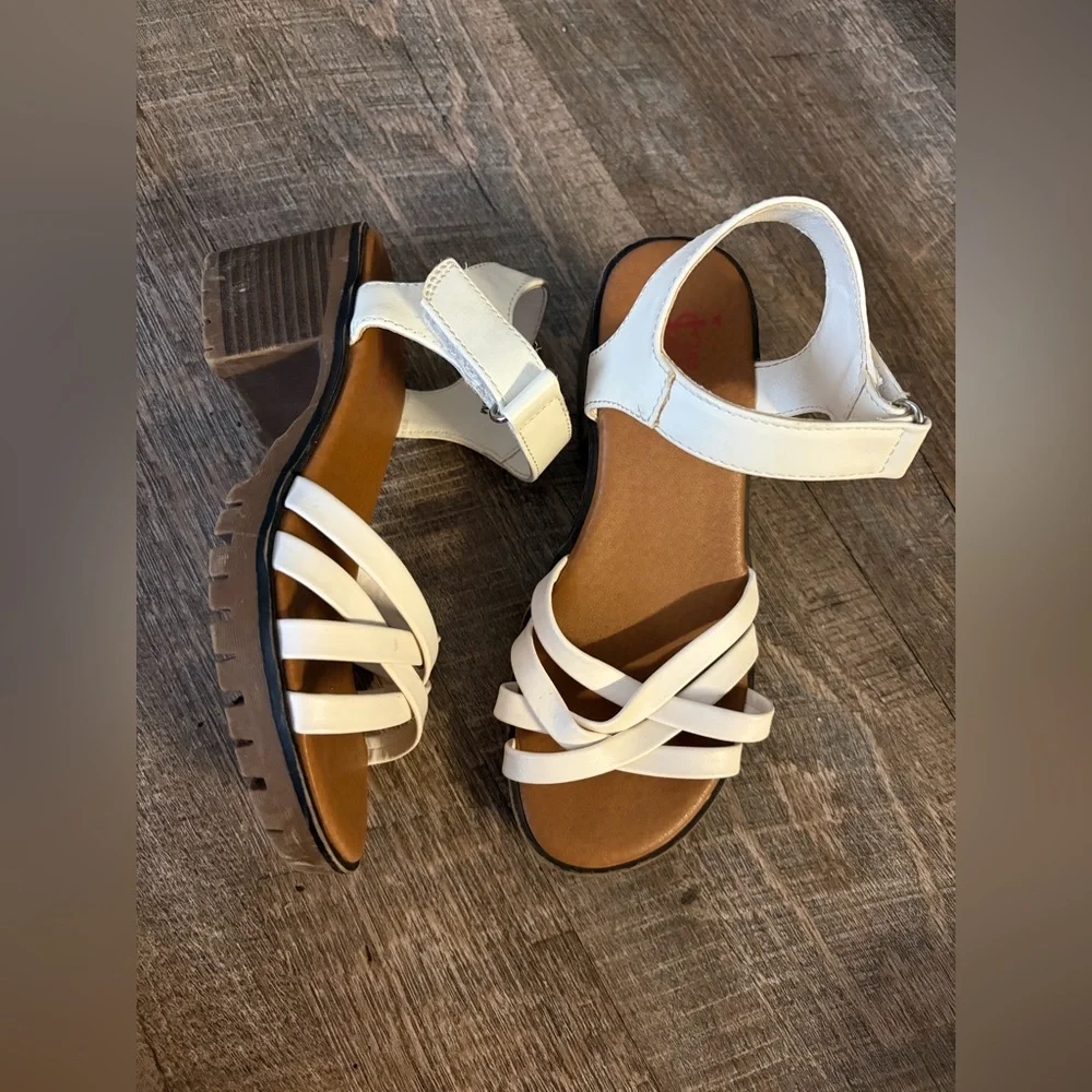 Girls White Strappy Heel Sandals size 13c